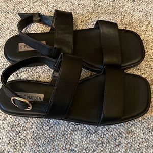 Steve Madden Ethos Sandal size 9